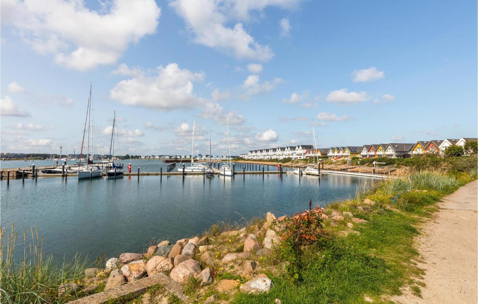 Lovely Home In Ostseeresort Olpenitz With Sauna Bagian luar foto